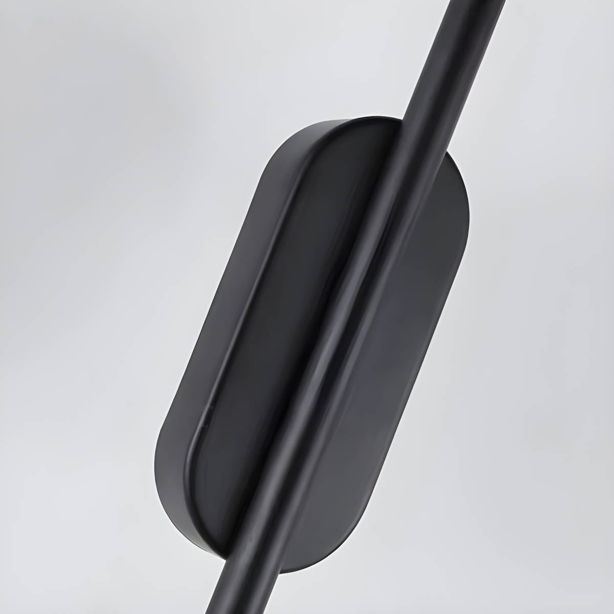 Moderne Wandlamp Lance – Zwarte Muurlamp met Ingebouwde LED voor Binnen, Minimalistisch Ontwerp, Perfect voor Elke Ruimte