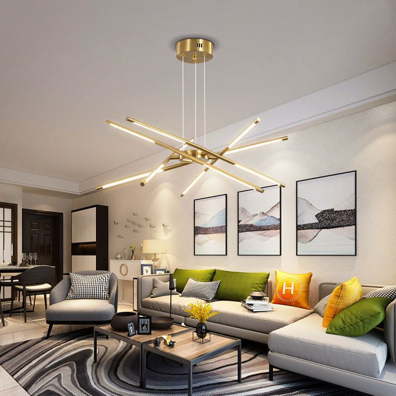 Gouden Kroonluchter met Modern Ontwerp en LED Verlichting voor Elegante Interieurs