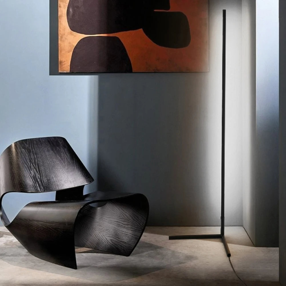 Minimalistische LED Hoeklamp met Warme Gloed – Ruimtebesparend Design voor Sfeervolle Verlichting