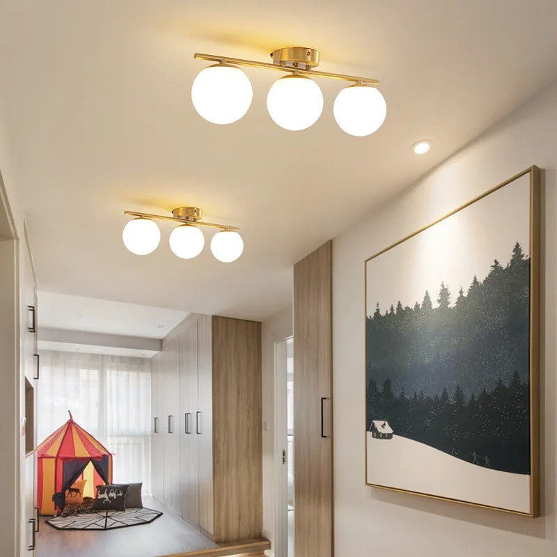 Elegante LED Plafondlamp van Glas met Gouden Accenten – Sfeervolle Verlichting voor Elke Kamer